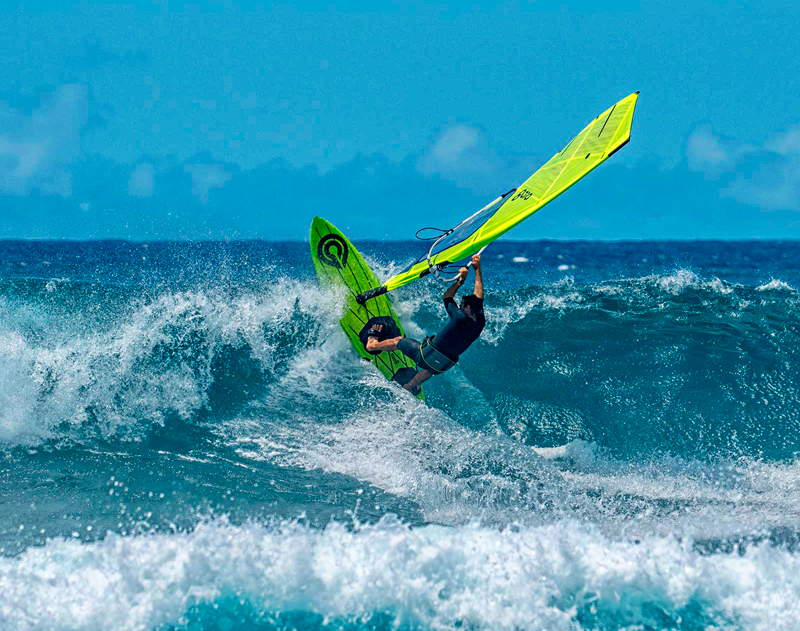 GOYA WINDSURFING Custom Quad 9 Pro Carbon
