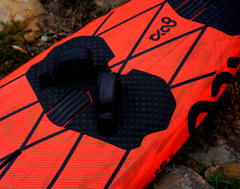 GOYA WINDSURFING Custom Thruster 4 Pro Carbon Surfwave Thruster
