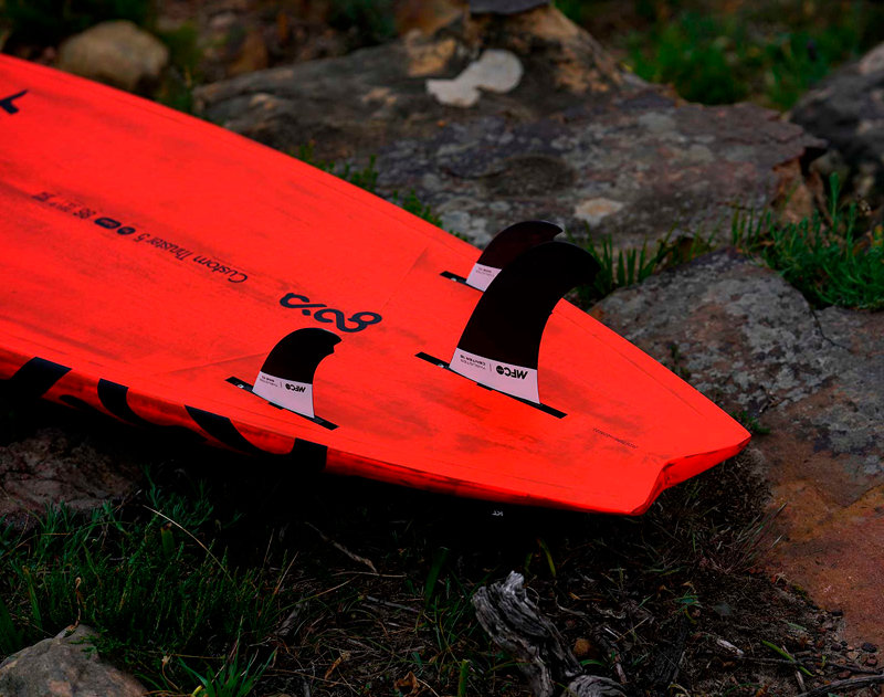 GOYA WINDSURFING Custom Thruster 4 Pro Carbon Surfwave Thruster